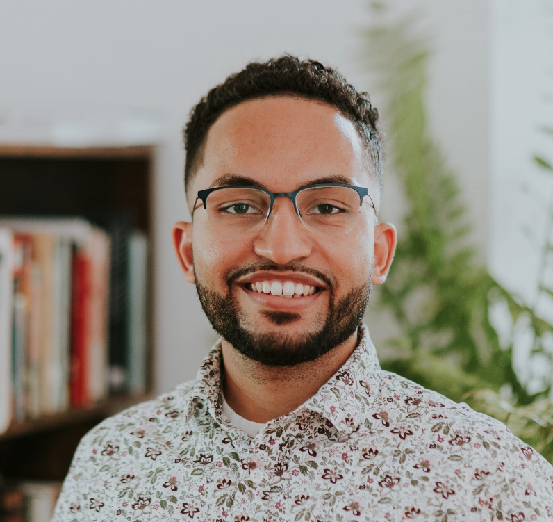 Dr. Daniel Montañez